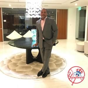 Meet your Posher, Luis